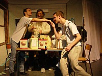 10-comgag26.jpg 10-comgag26.jpg